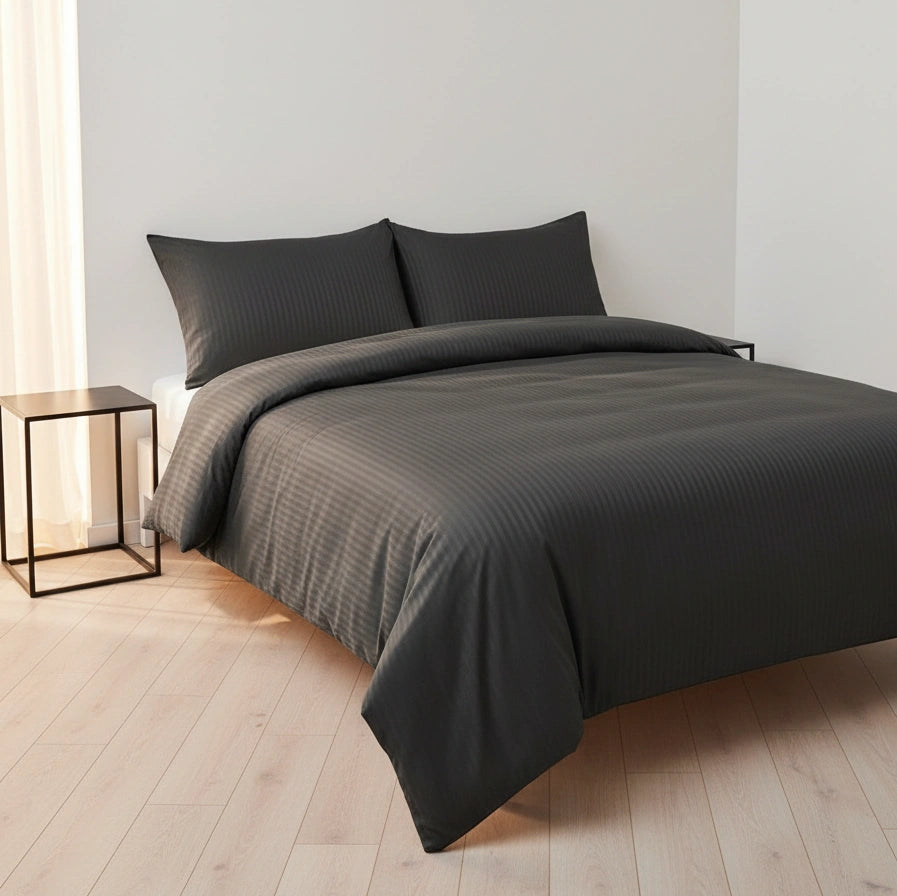 Dekbedovertrek 200x200 Satijn Katoen Gestreept Antraciet