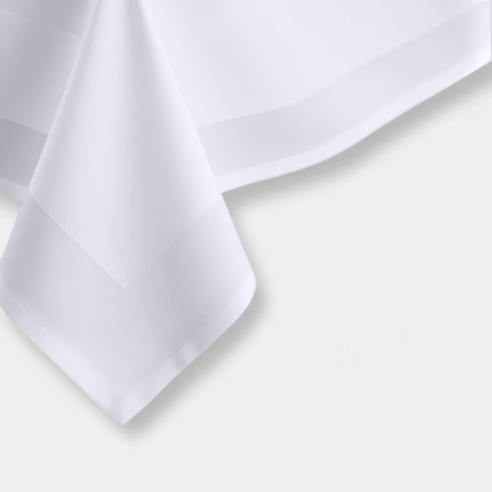Tafelkleed 180x180 cm - 100% katoen - Damast - Satijnband - Wit
